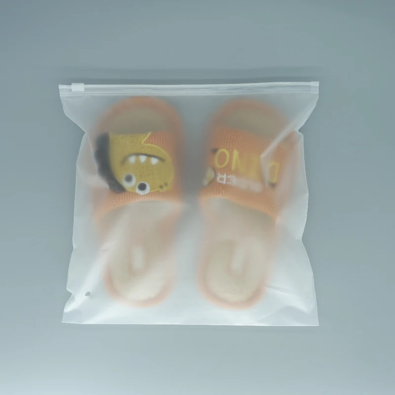 Resealable Matte Self Sealing Slider Custom Zipper Bag, Bikini Socks T shirt Clothing Packaging Sliding Frosted Zipper Bag