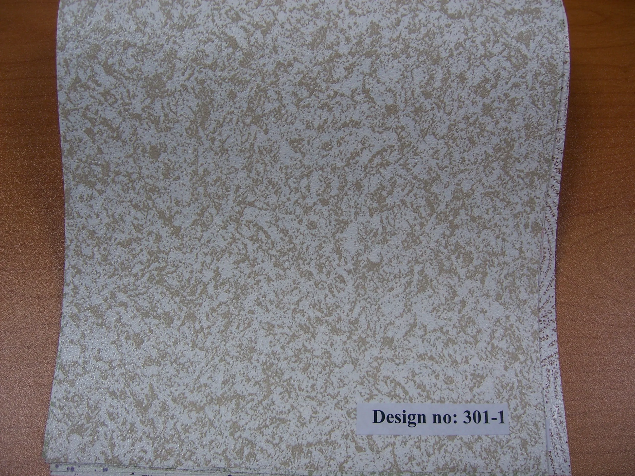 Hot sales green environmental protection and energy saving lightweight  595 x 595 mm  Color Vinyl  Laminated Gypsum Ceiling