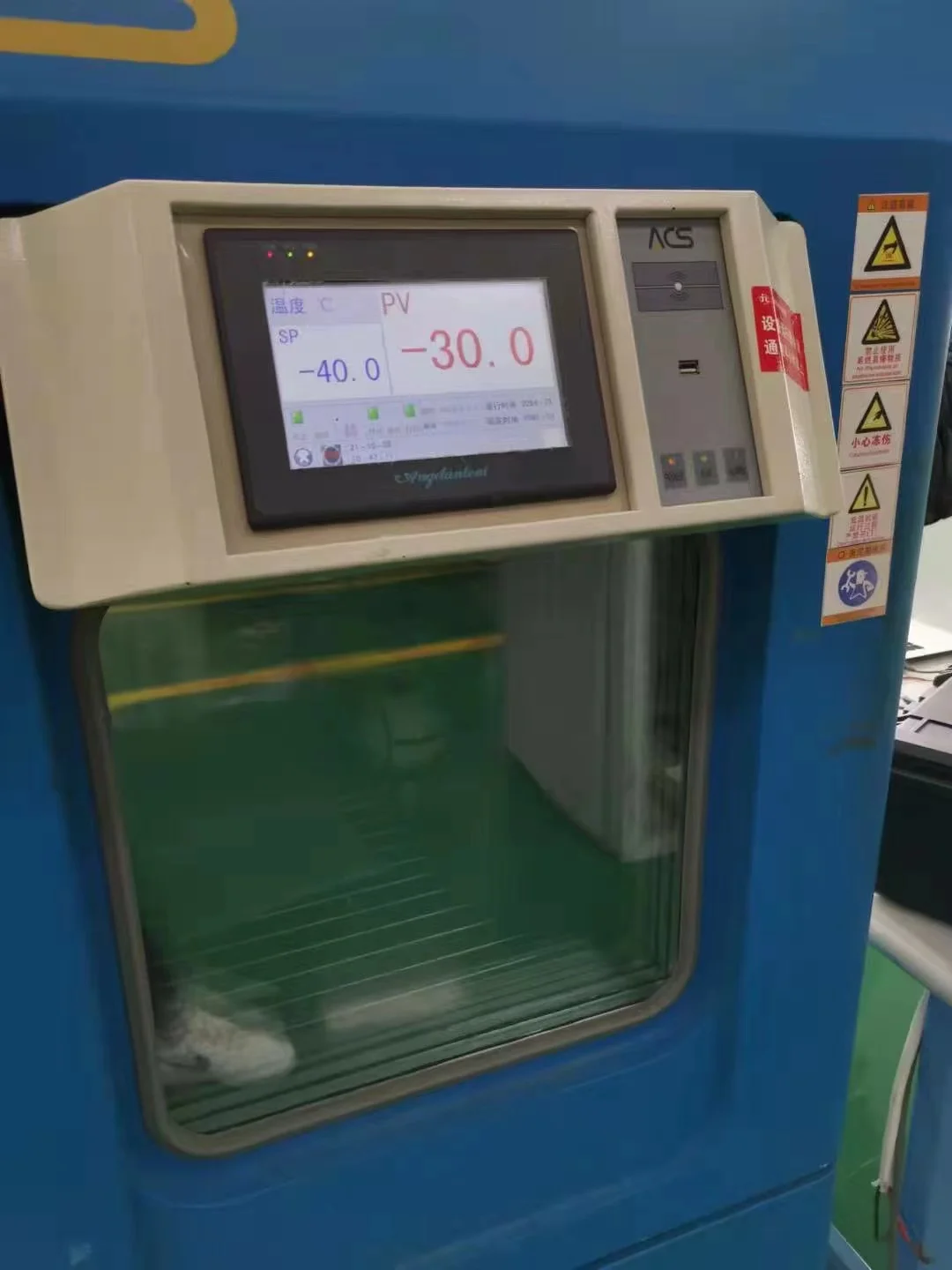 Самолет с двойным датчиком слежения за объектами 30-кратный зум EO + ИК тепловизионная камера