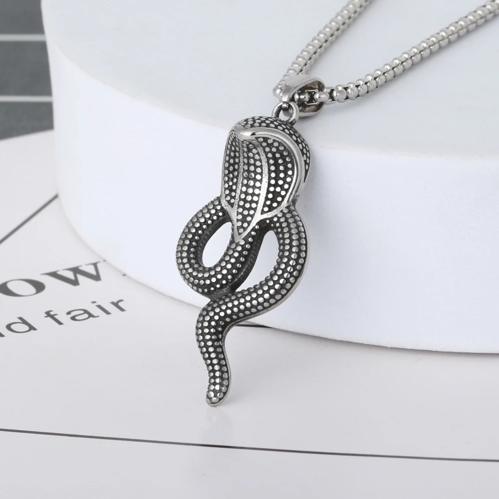Best Selling Vintage Stainless Steel Snake Pendant Necklace For Men Women