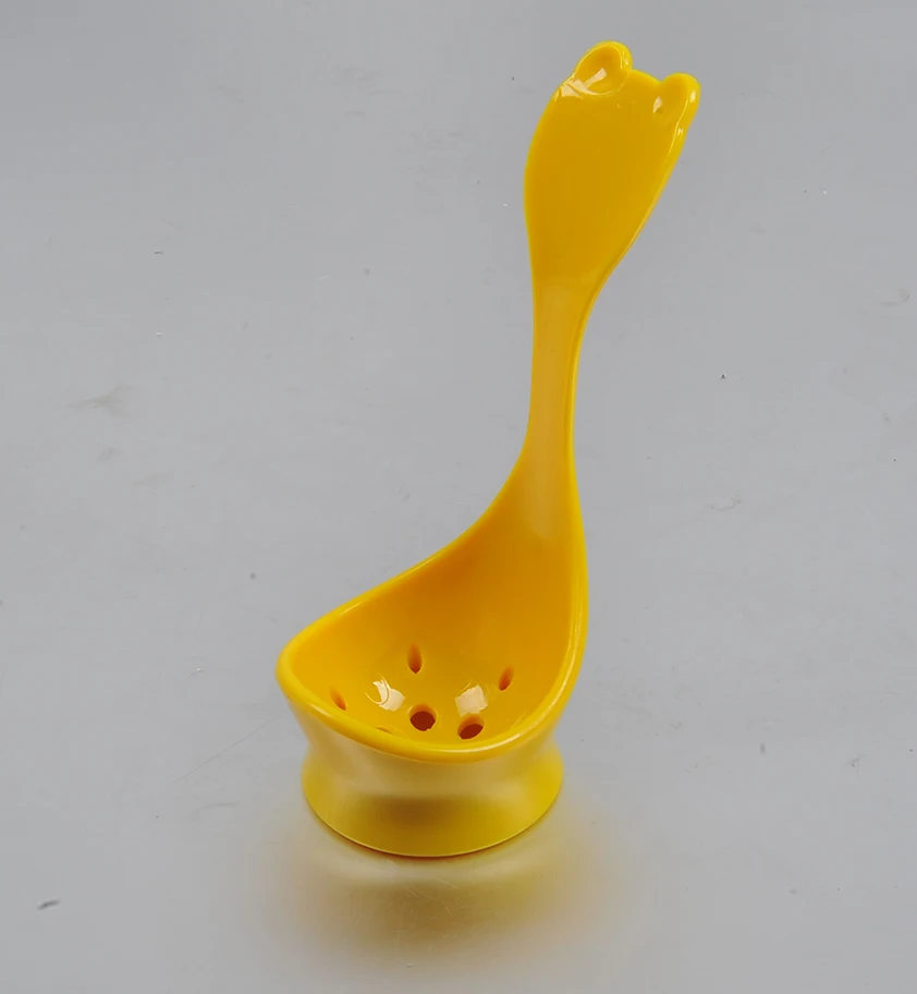 Пластиковая ложка-сепаратор яичного желтка