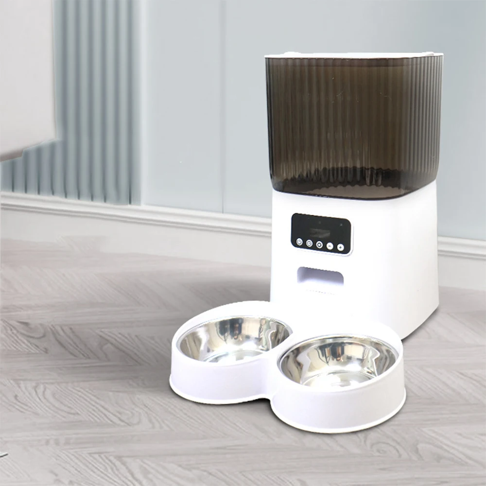 Wholesale pet intelligent automatic feeder timed quantitative feeding machine visual app remote control cat and dog feeder