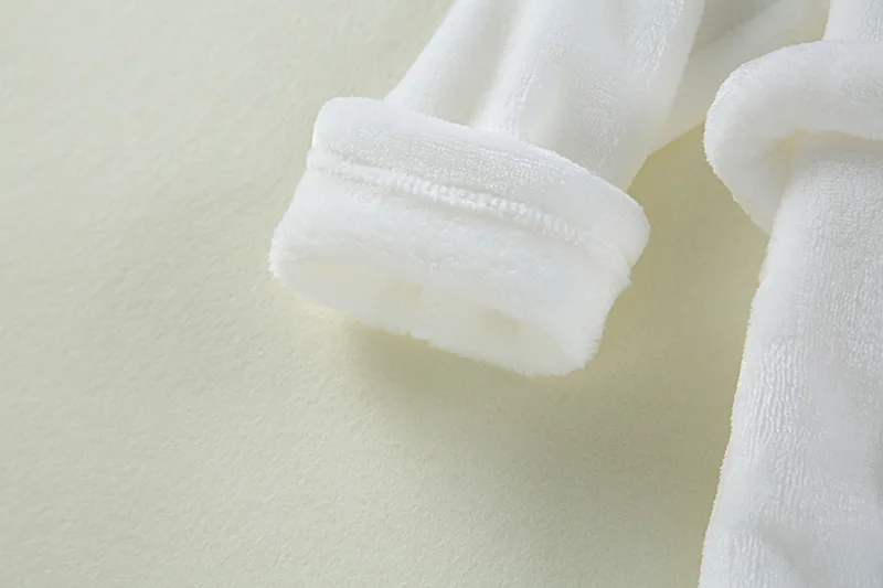 
2020 China Wholesale Flannel Baby Hooded Bathrobe Kids Flannel Nightwear Dressing Gowns 