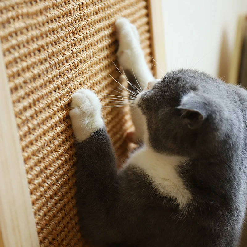 Hot style sisal cat toys new wood modern cat sisal scratcher