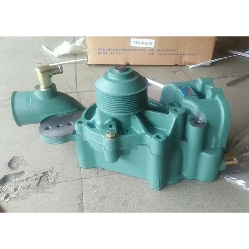 China Heavy Duty Engine Truck Spare Parts D12 Cooling Water Pump Assembly VG1246060108 Use For Sinotruk HOWO A7 Chinese Trucks