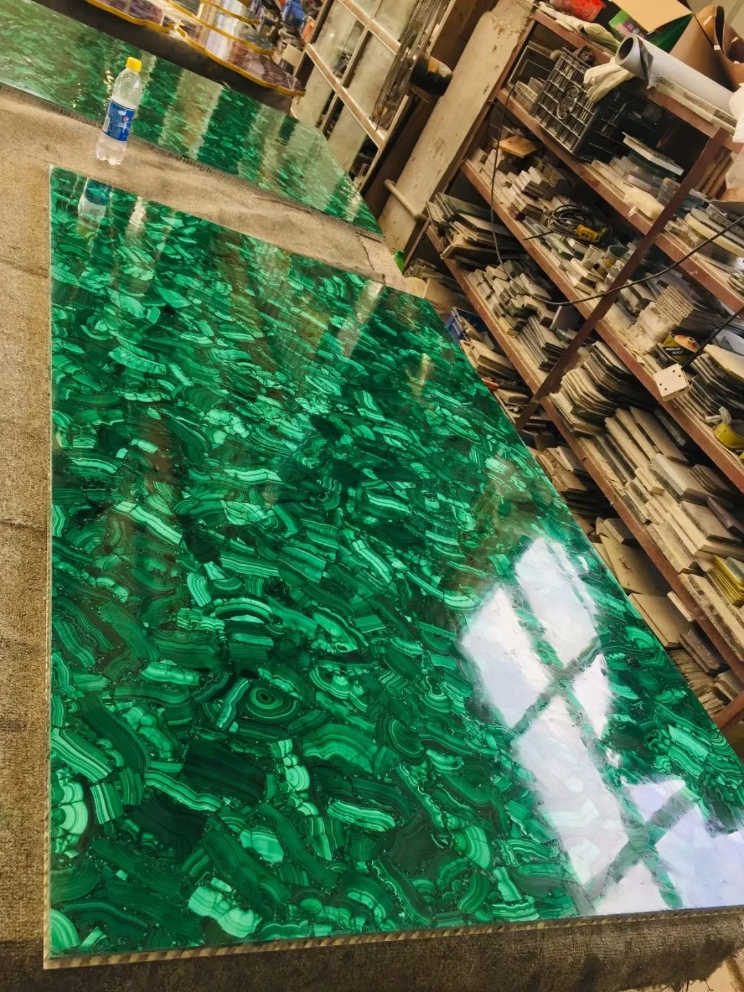 Verde malachite quartzite challant luxurious marble slabs backside glued with honeycomb
