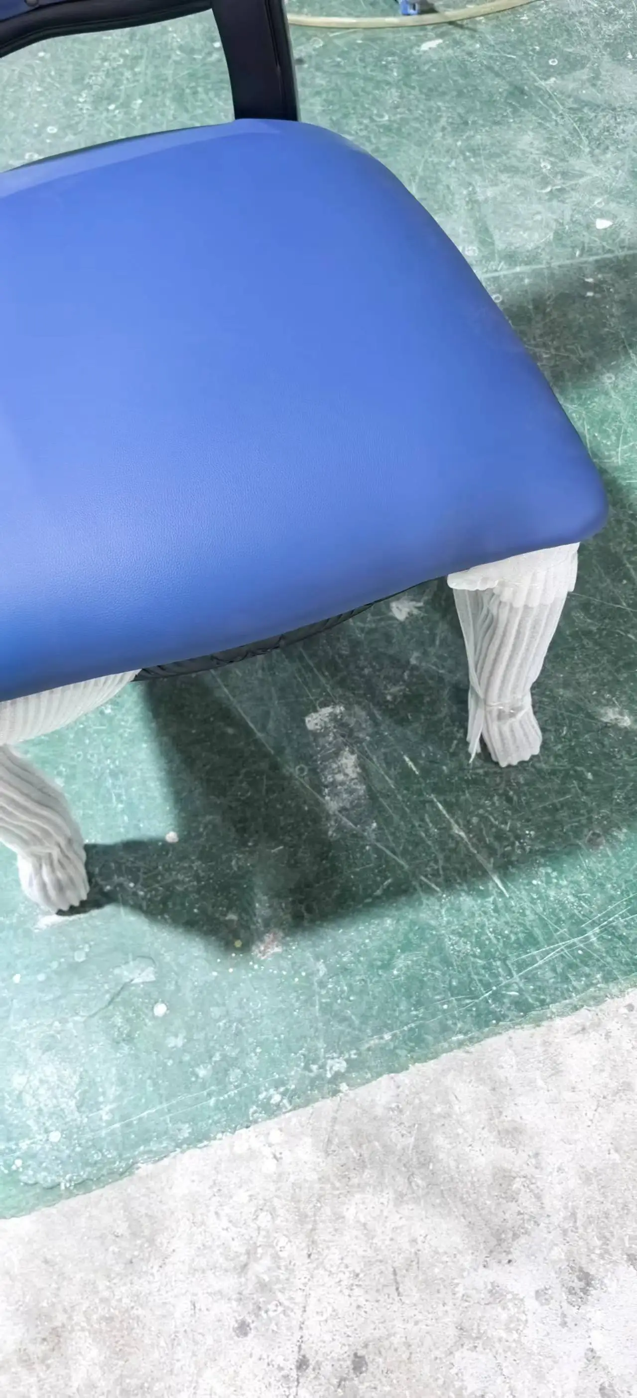 French Style Dining Chair 8 Years Warranty MOQ 1 blue Entry Living Room Kitchen Park Latest Nail Banquet Chair