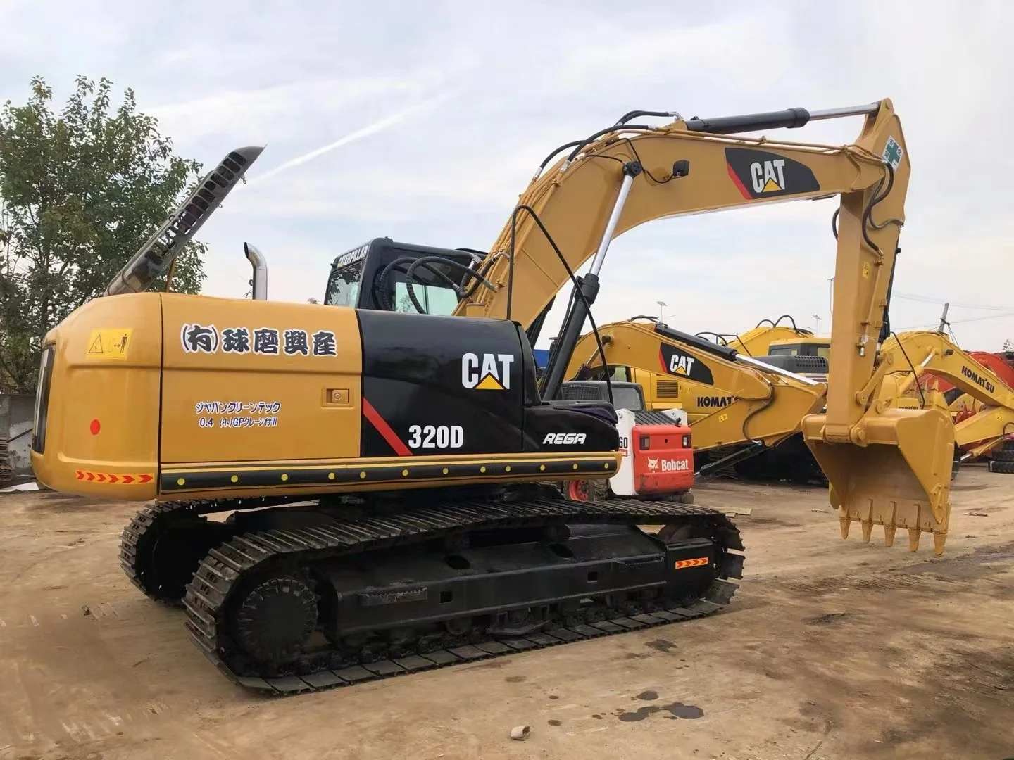 High-Performance Used Cat 320D Caterpillar Excavator Medium Size 320D2 320D2L Digger with Core Pump Component