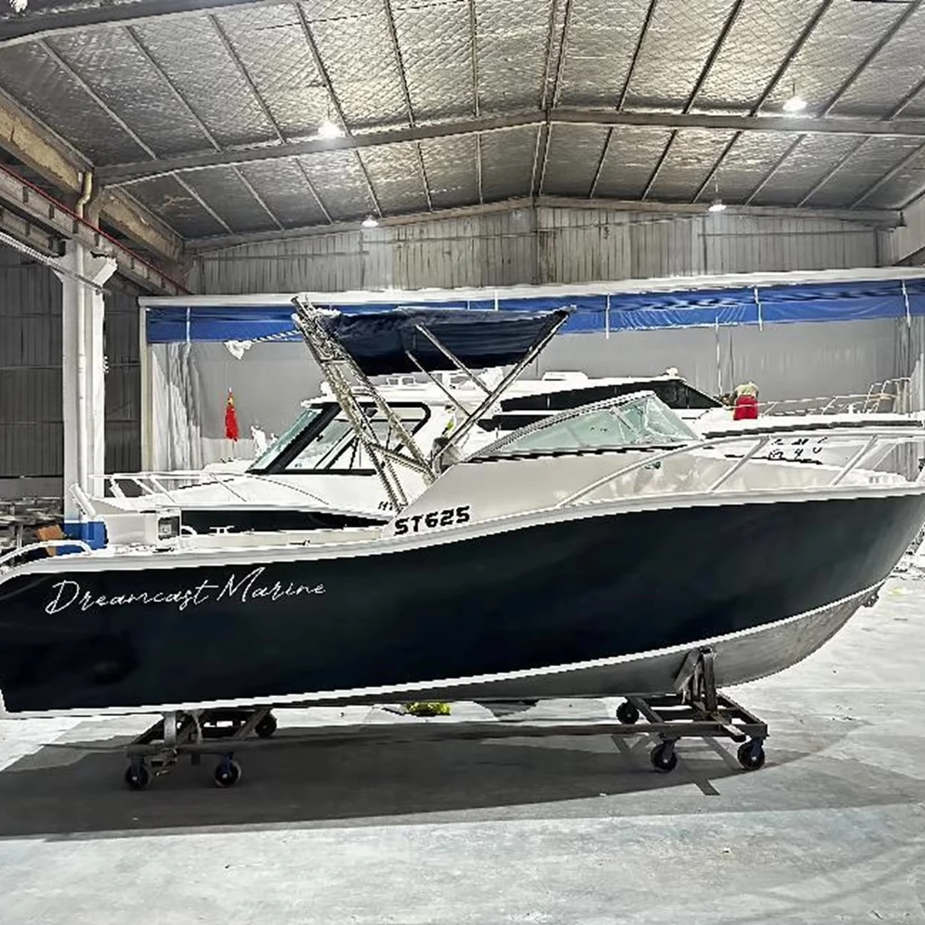 Factory Direct Sales Customizable 6.25m Aluminum Sports Yacht with Cabin Luxury Fishing Boat Outboard Engine Optional Trailer