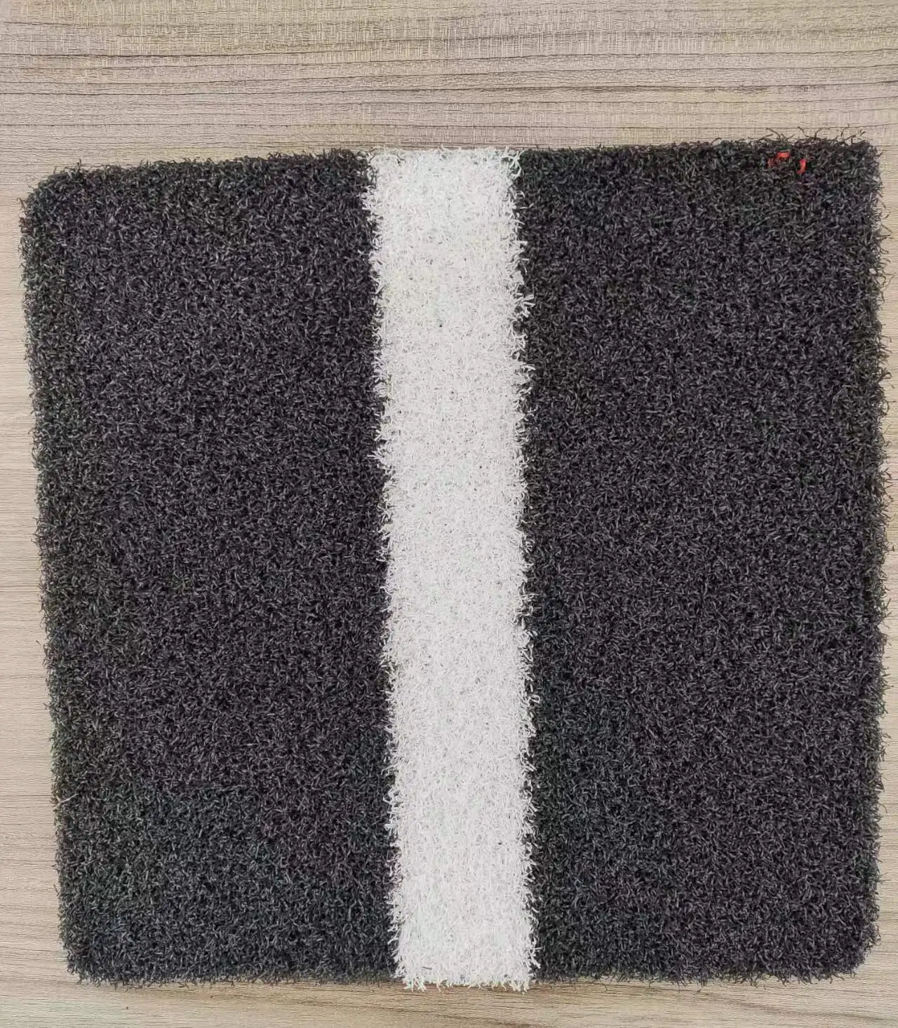 Wholesale  custom garden decoration landscape artificial turf grass for football field