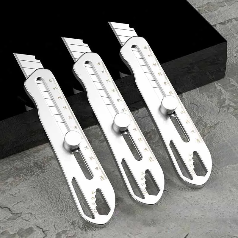 Morden Style Silver Utility Knife High Hardness Thickened Stainless Steel SK5 Alloy Blade Sharp Cutting Paper