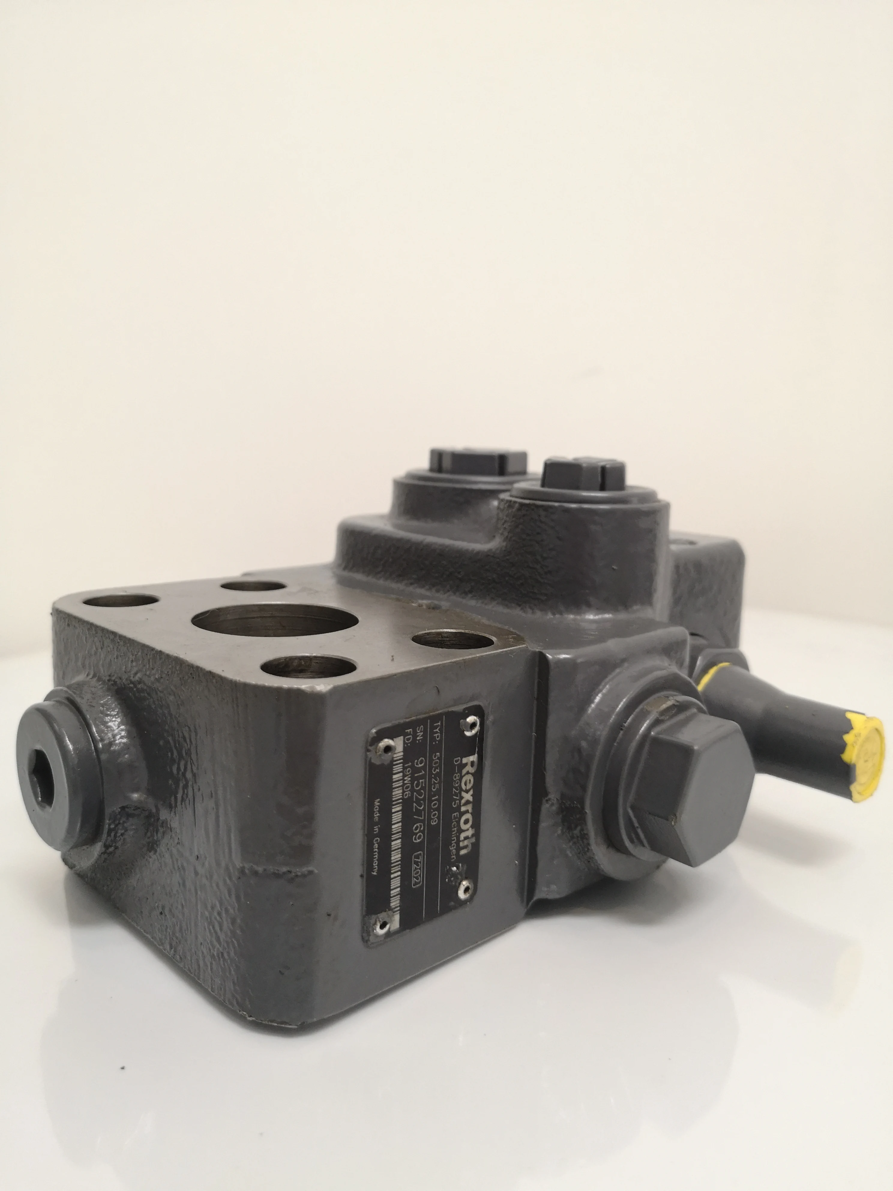 A4VG125/180 Flush Valve for Rexroth Piston Pump in Stock