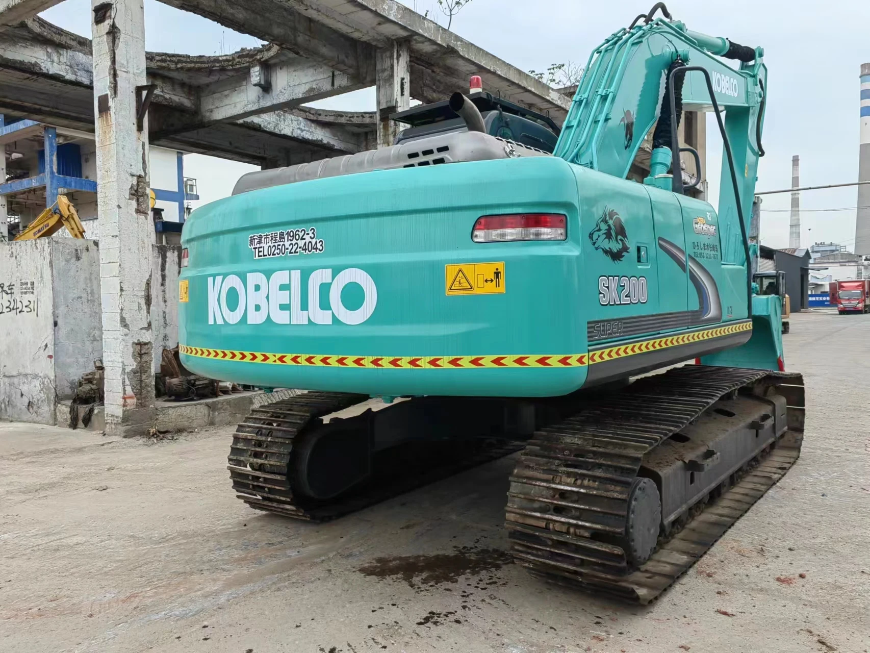Most Popular Kobelco Brand Excavator in stock Japan Original Kobelco SK200-8 Excavator with Good Quality for sale