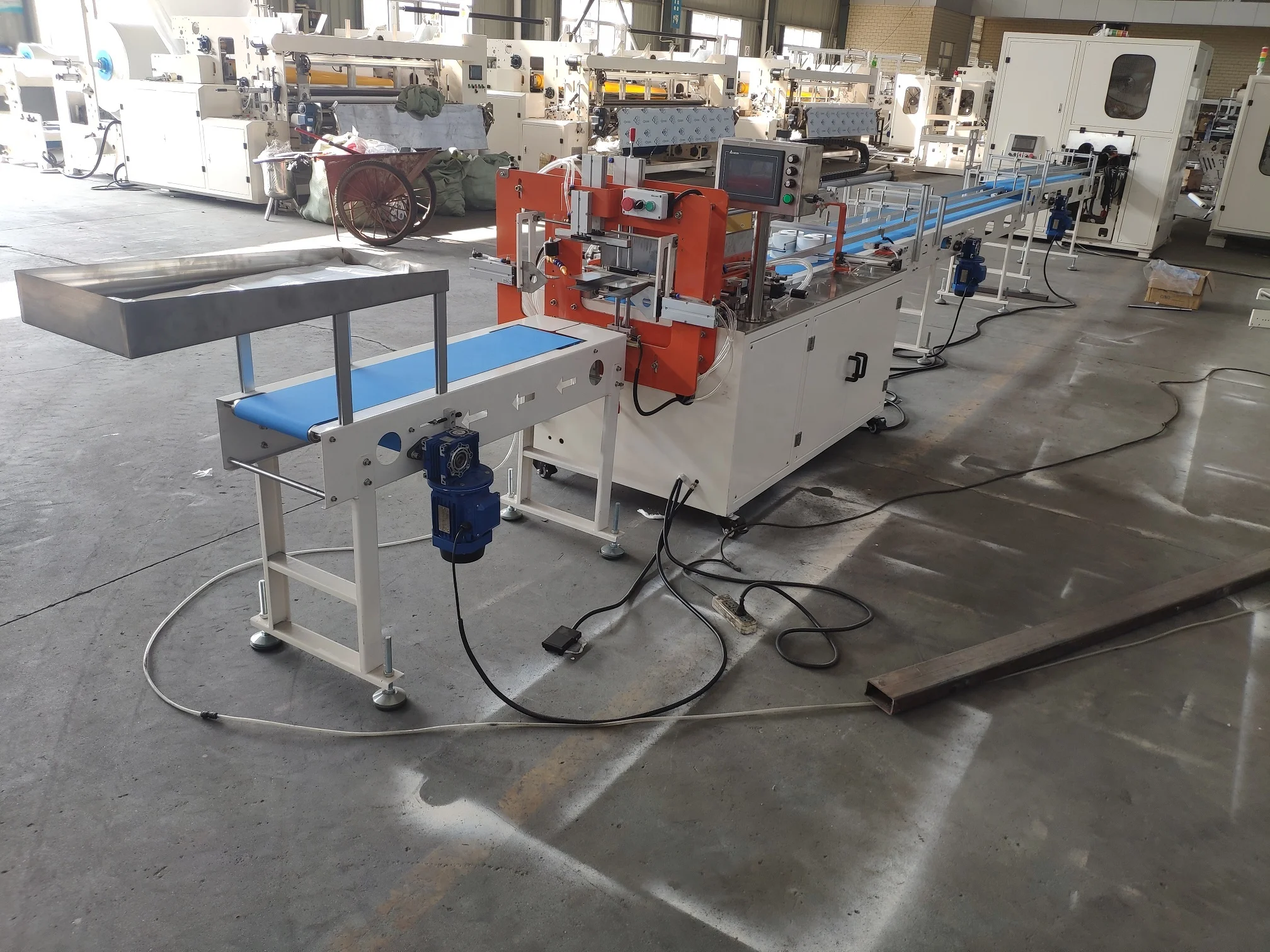China manufacturer color glue lamination kitchen towel production line color printing double embossing cutting packing machine