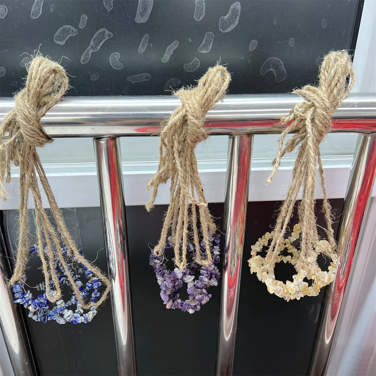 Natural Crystal Chip Hand Made String Bag Healing Stone Amethyst Net Bag Ball Holder For Crystals Sphere