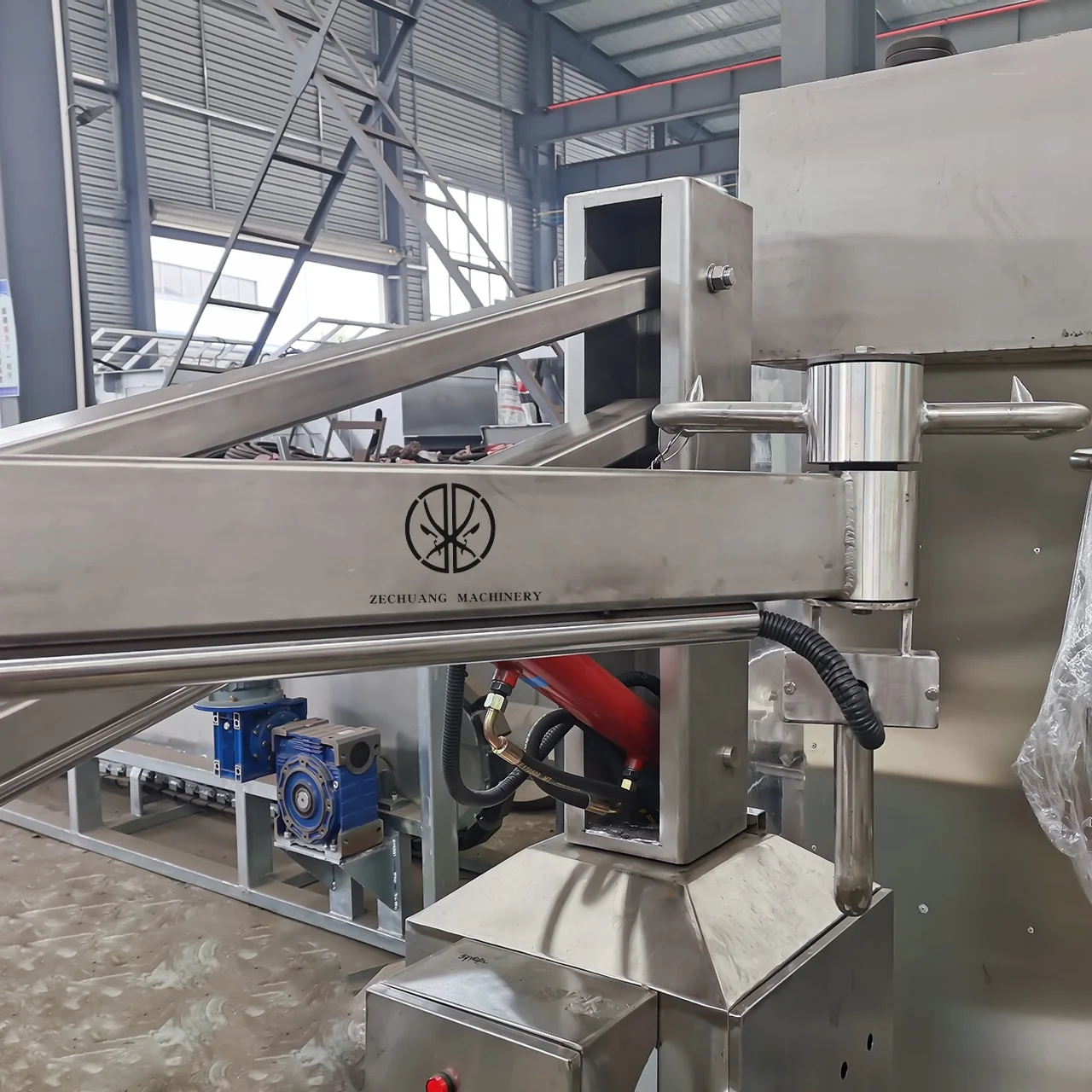 Mutton Pork Beef Abattoir Machine Slaughtering Equipment Carcass And Meat Loading Machine Arm Cattle Unloading Machine Hand