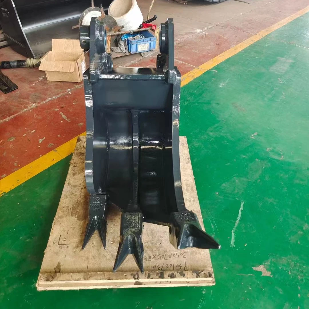 Excavator bucket   Custom OEM Digging Excavator bucket for construction machinery  (Mini 3 teeth excavator bucket)
