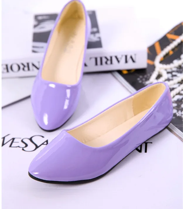 New Autumn and winter adult Fashion Korean leather flat Flat pointed casual shoes women the work shoes casual shoes