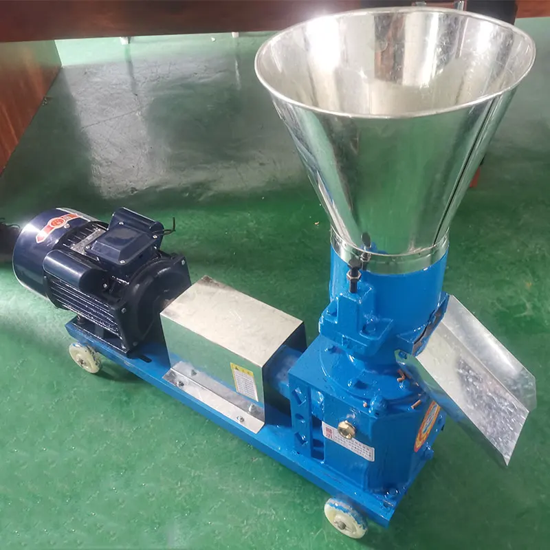 Young Bamboo Feed Pellet Granulator Machine Animal Feed Pellet Milling Machine For Chicken Pig Rabbit Food