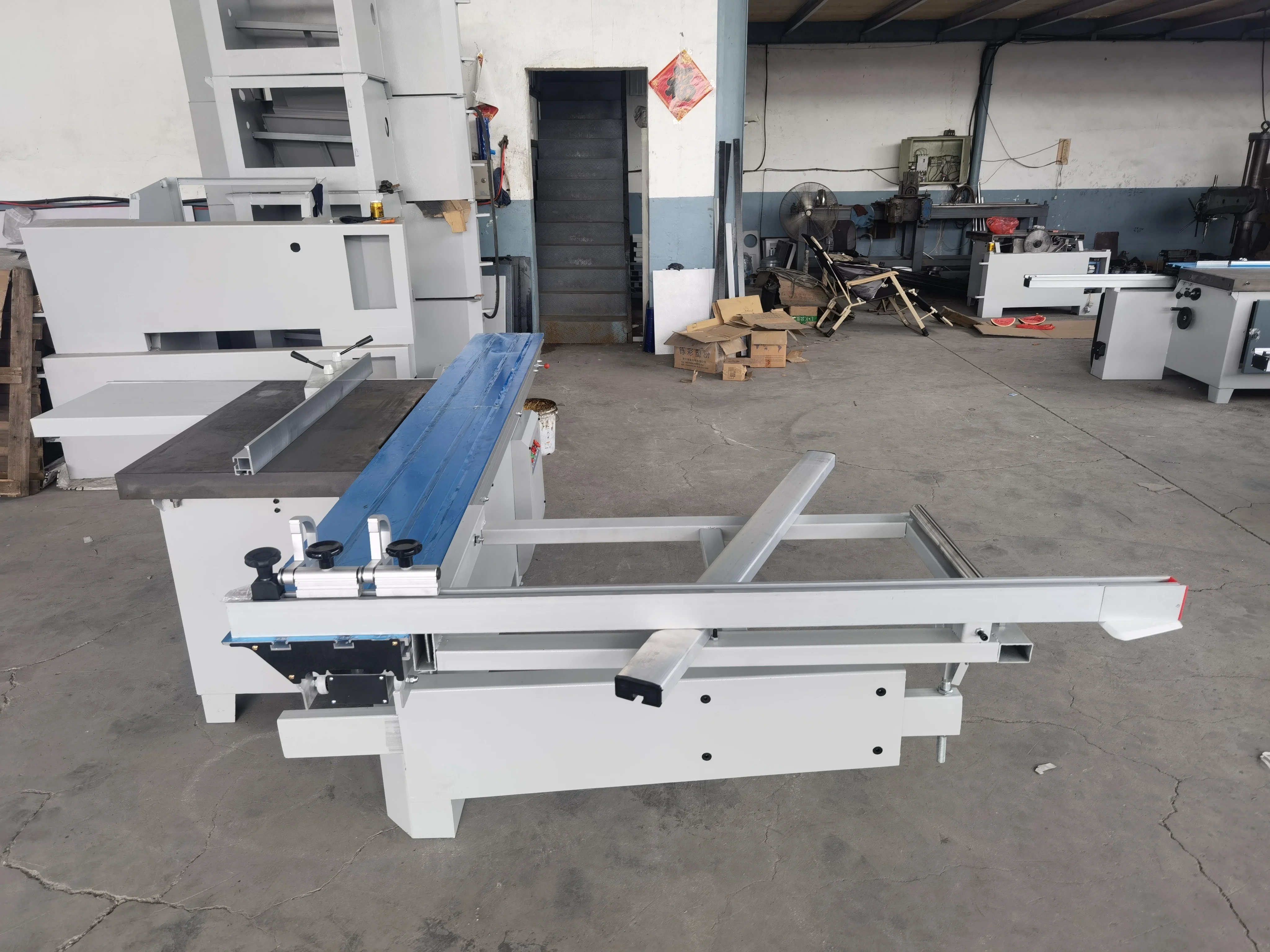 Wood Plywood Saw Cutting Machine 45 or 90 degree