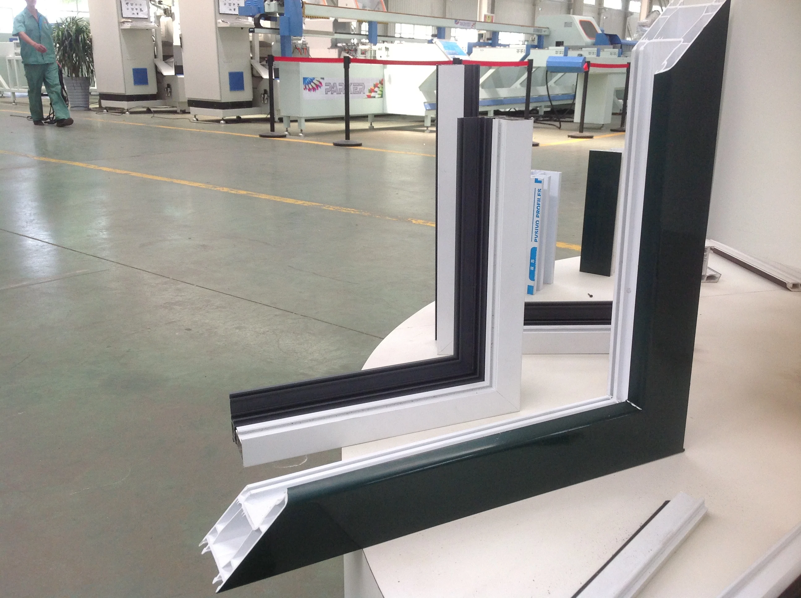 aluminum multi-profile double mitre cutting saw /PVC profile cutting machine/window door making machine