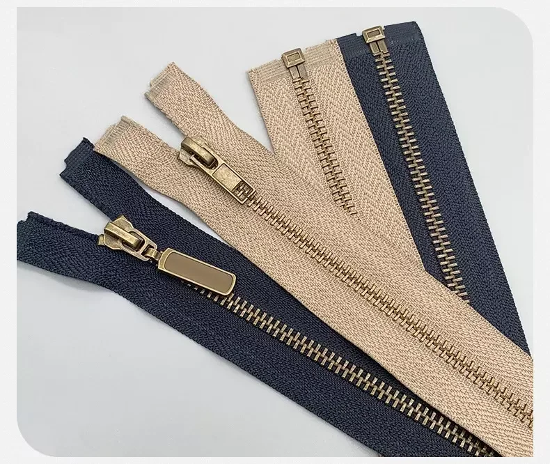 Wholesale Factory Custom 4# 16cm Close End Metal Brass Zipper Or Zips