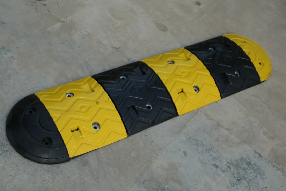 rubber hump 350*500*50mm road bump Tiantai manufacture of round speed bump