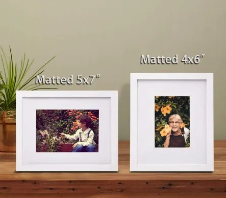 Wholesale White Color Solid Wood Stand Photo Frame Picture Frames for Table Top Display and Wall Mounting Photo Fram