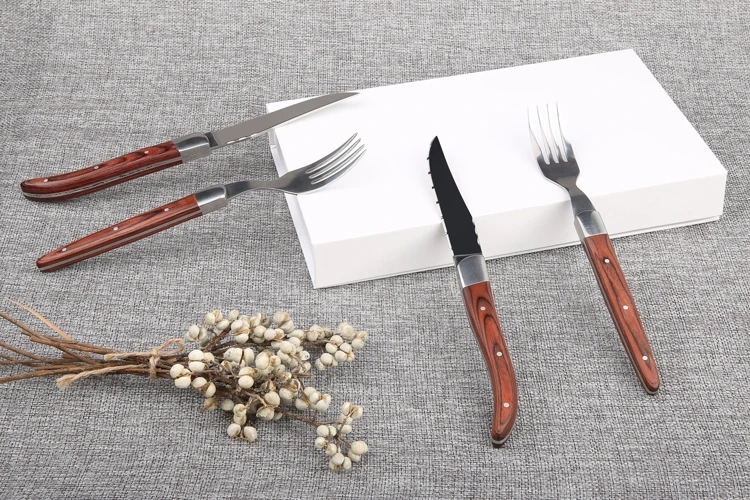 High Quality 4PCS Steak Knife and Fork Set with Gift Box or Wooden Box Stainless Steel Knife and Fork with Pakka Wood Handle
