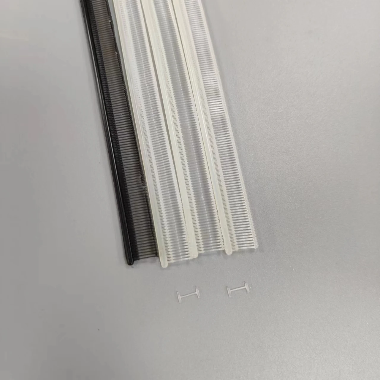 Wholesale Micro Nylon Pins T-end Mini Thin clothes tach plastic fastener garment tag pins