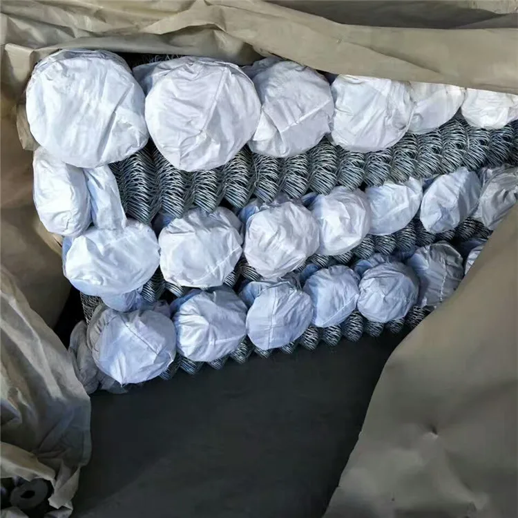 Hot Dipped Galvanized 8ft Chain Link Fence Roll PVC Coated Diamond Cyclone Wire Mesh Fence