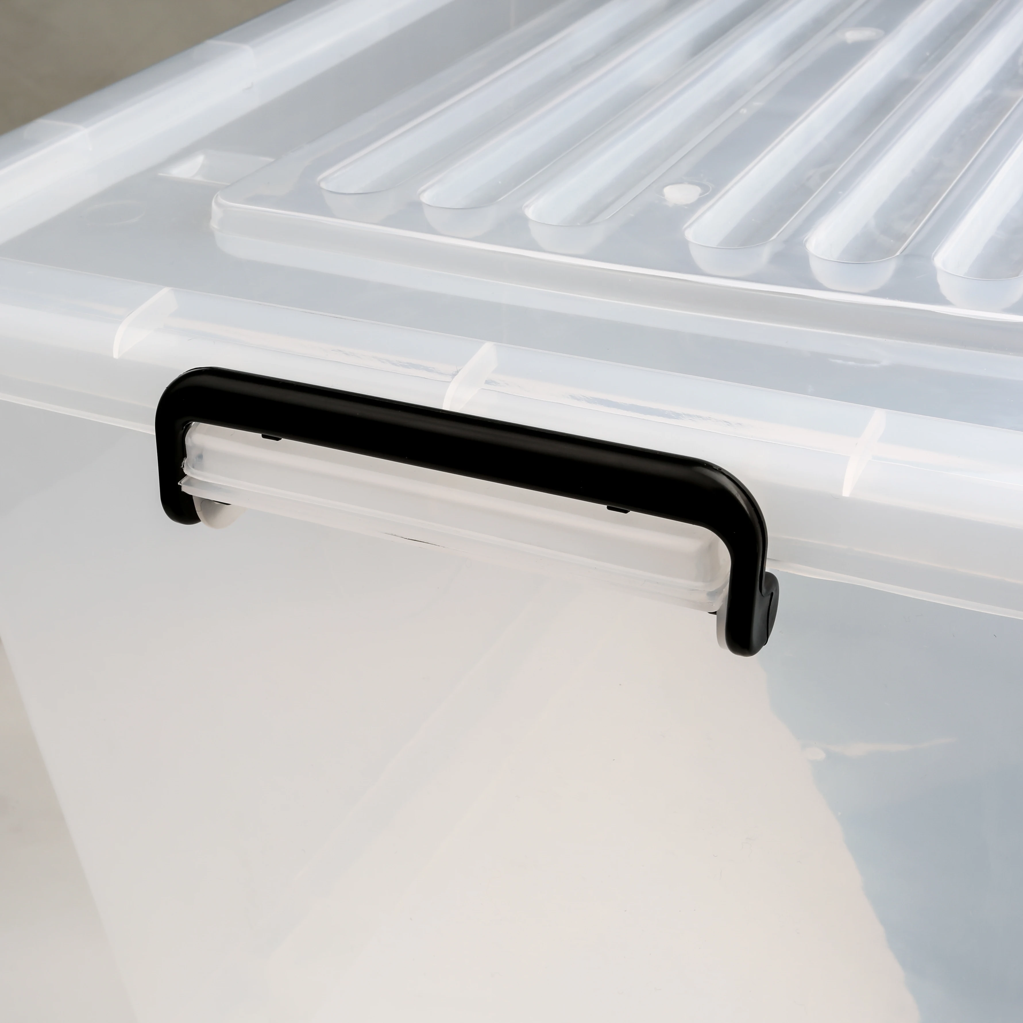 Multipurpose 50L clear plastic storage box with lids