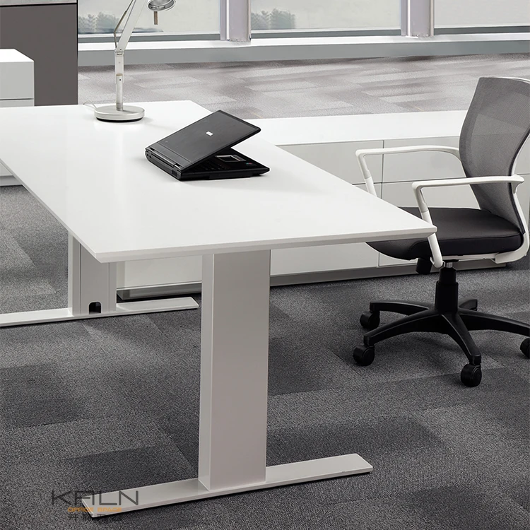  Лидер продаж высокое качество прямая Заводская цена OEM зеленый материал индивидуальный шпон офисный стол для менеджера из массива дерева руководителя/директора