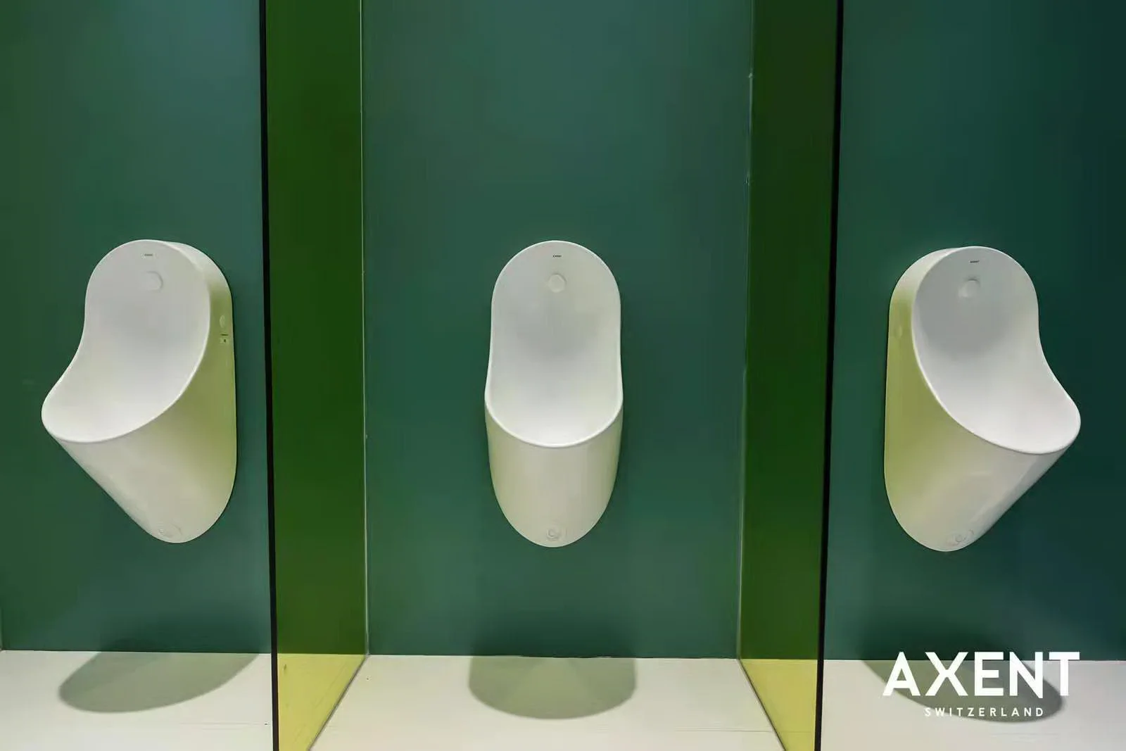 2023 AXENT Automatic Public WC Toilet  Wall Mounted Ceramic Automatic Wall Mounted Water-saving Ceramic Auto Sensor Urinal