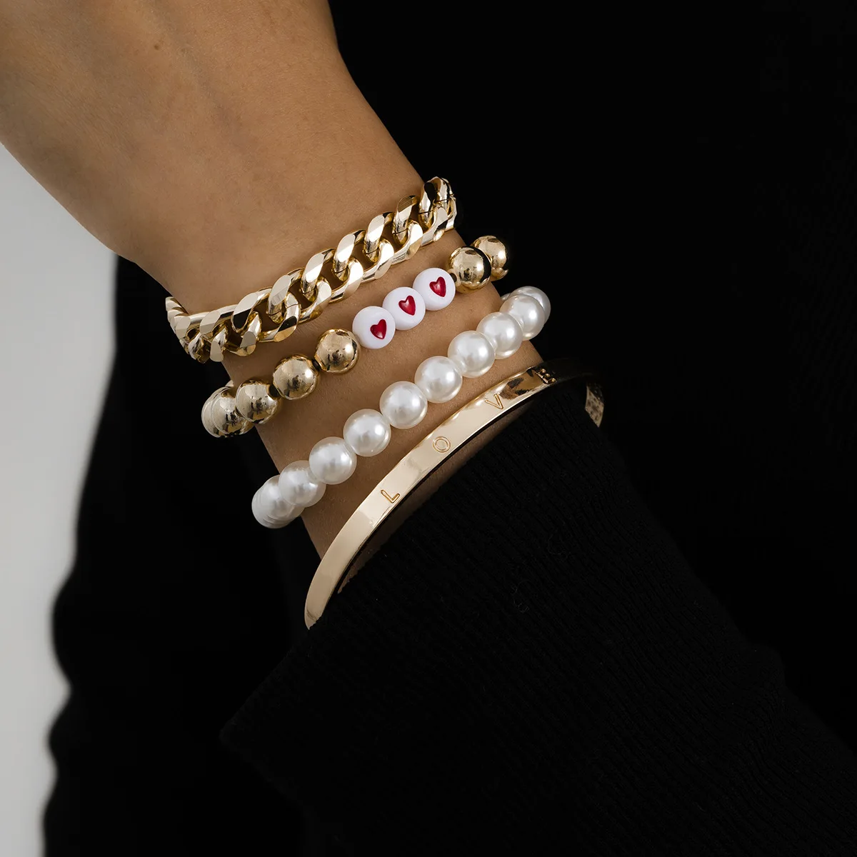 CLARMER Fashion New Punk style metal waved chain bracelet set gold plated beads pearl bracelet set for woman and girls