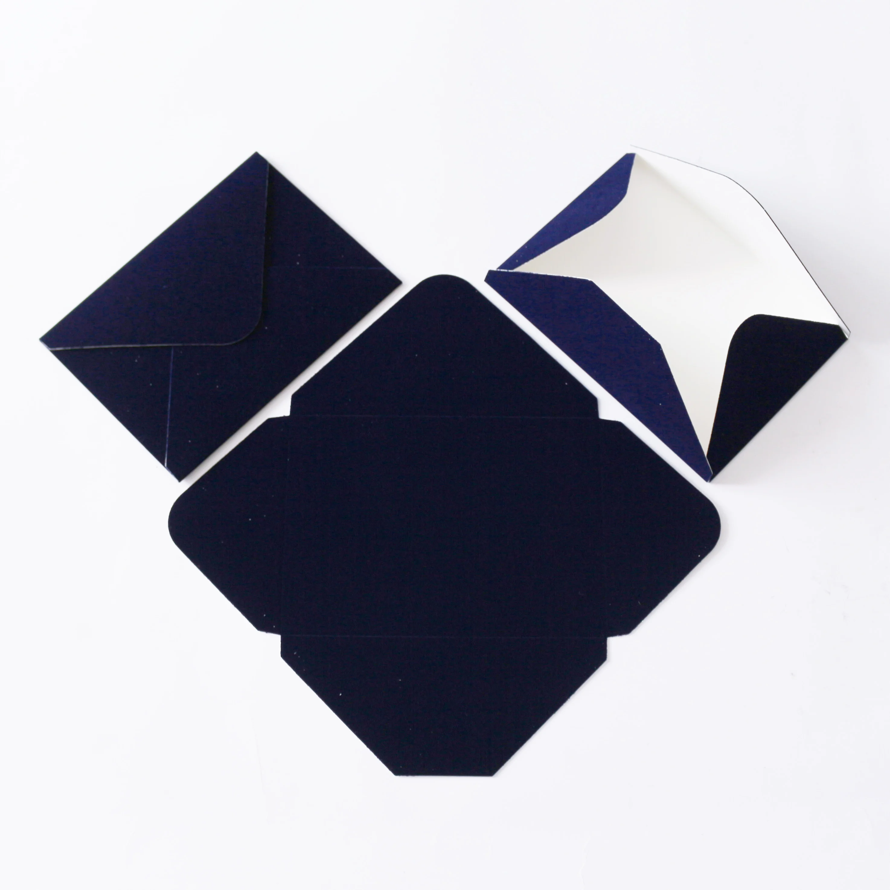 Готовые к отправке темно-синие бархатные свадебные пригласительные упаковочные конверты для бизнеса