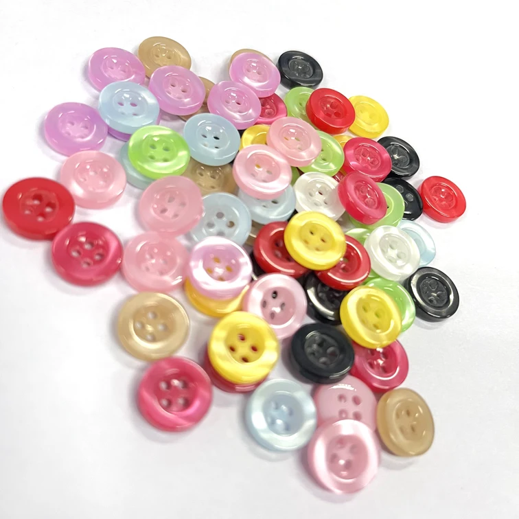 Оптовая продажа дизайнерских пуговиц для одежды с 4 отверстиями