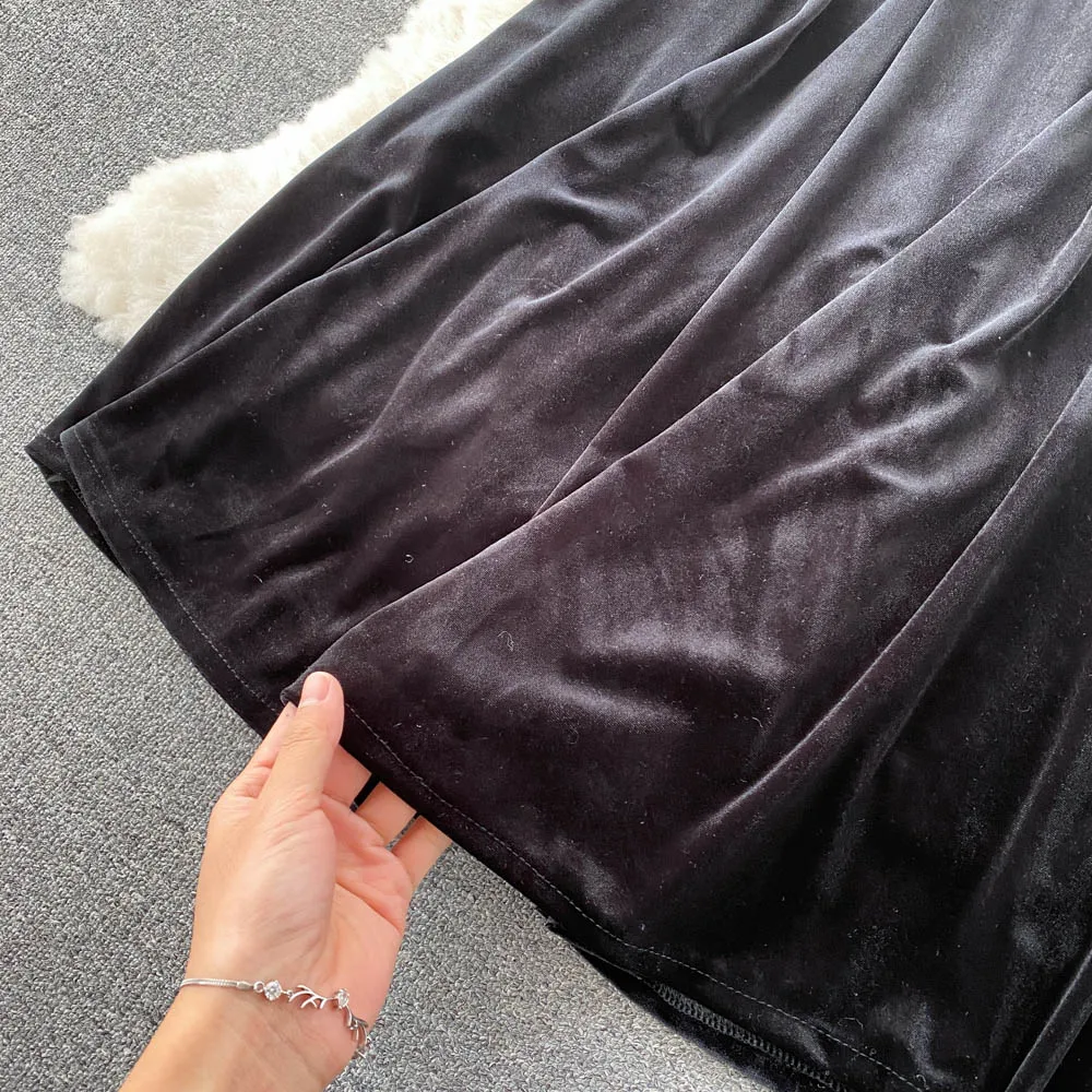 Custom autumn winter long skirt slimming lace embroidery rhinestone stitching black velvet dress silver golden black dress