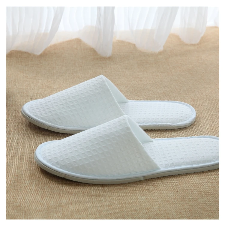 
Custom logo four season promotion luxury 5 star hotel room guests eco-friendly disposable white terry spa slippers 