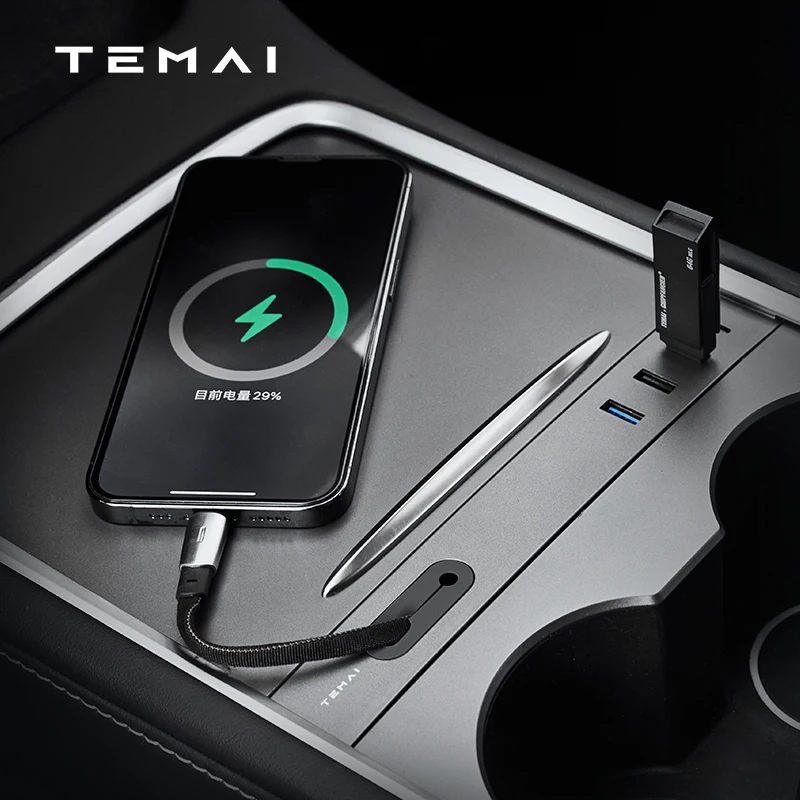 Hot Sell Wholesale Center Console LED Hub 4 in 1 port Fast Charger USB Expander docking Station for Tesla