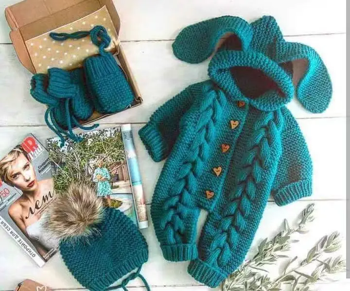 Customize In Stock Solid Warm Winter And Autumn Baby hand Knitted Wholesale Children Sweater