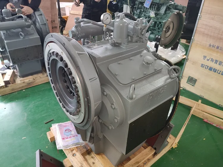 Brand new high quality Advance D300 805hp/2300rpm marine gearbox
