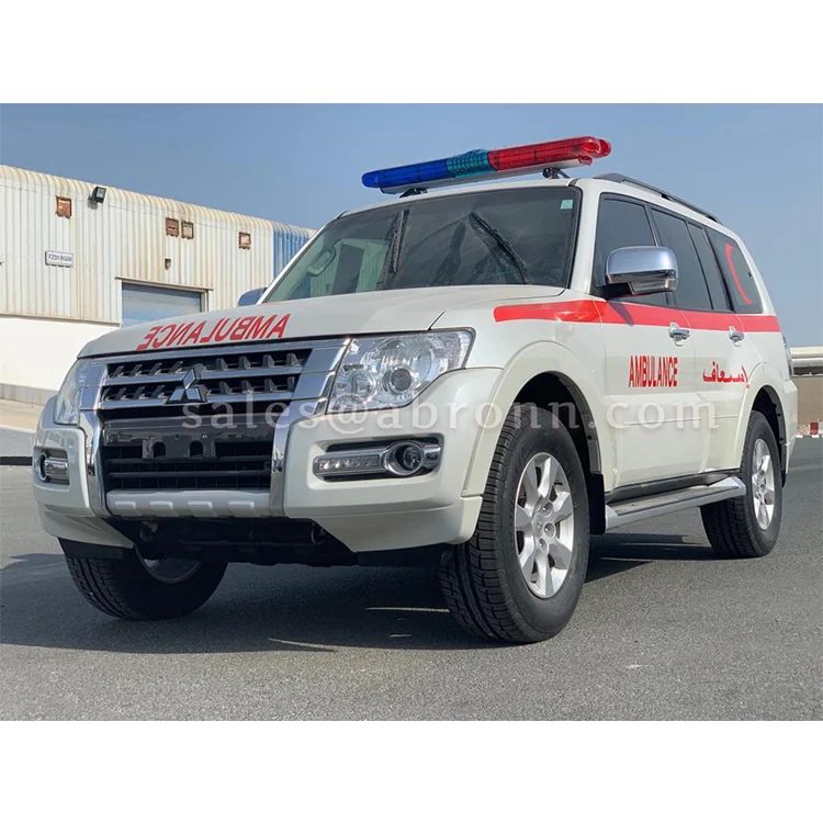 
UAE Export Emergence Vehicles Quality Assurance Pajero Ambulance for Sale 