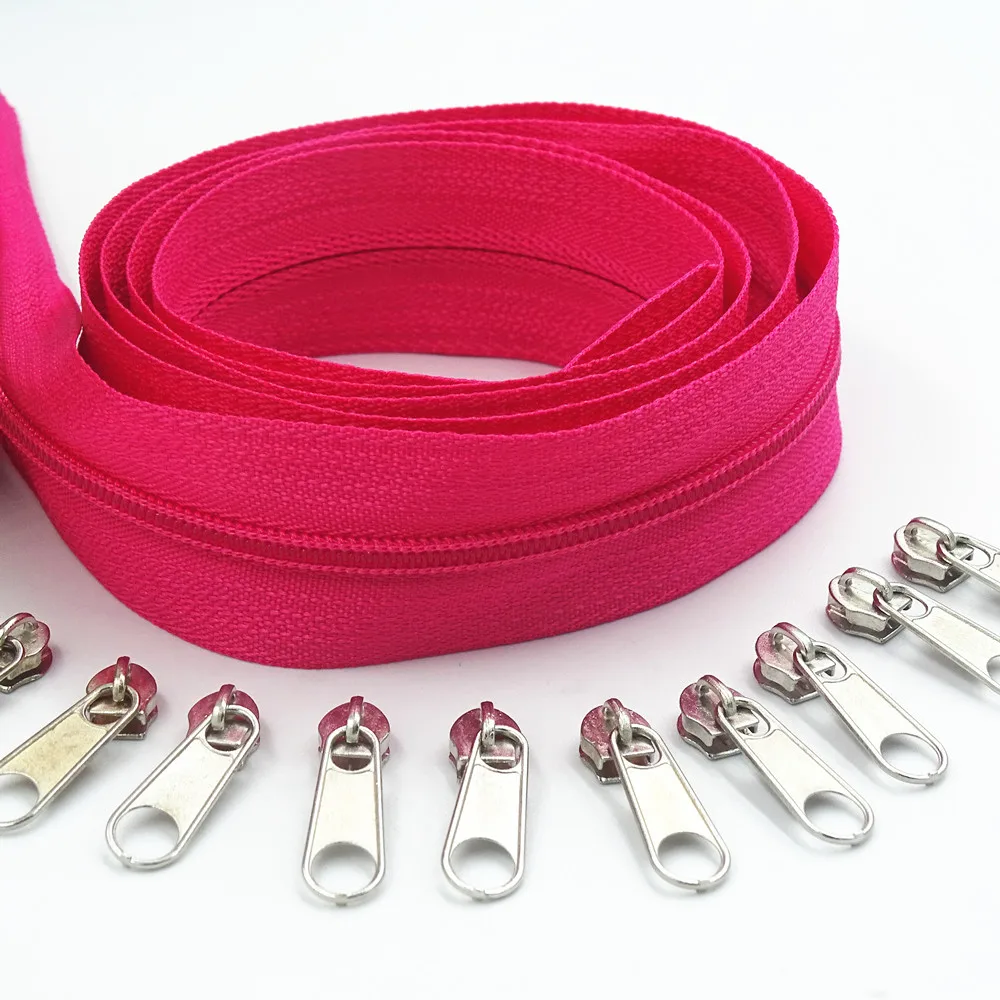 Manufacturer wholesale cheap price high quality 5# durable custom length and logo jacket long chian Auto lock nylon zipper