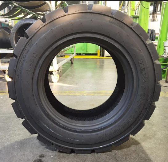 Loader Backhoe Skid Steer Tires L2 L5 Pattern 14-17.5 15-19.5 10R16.5 12R16.5 Radial Double Coin Industrial SKS
