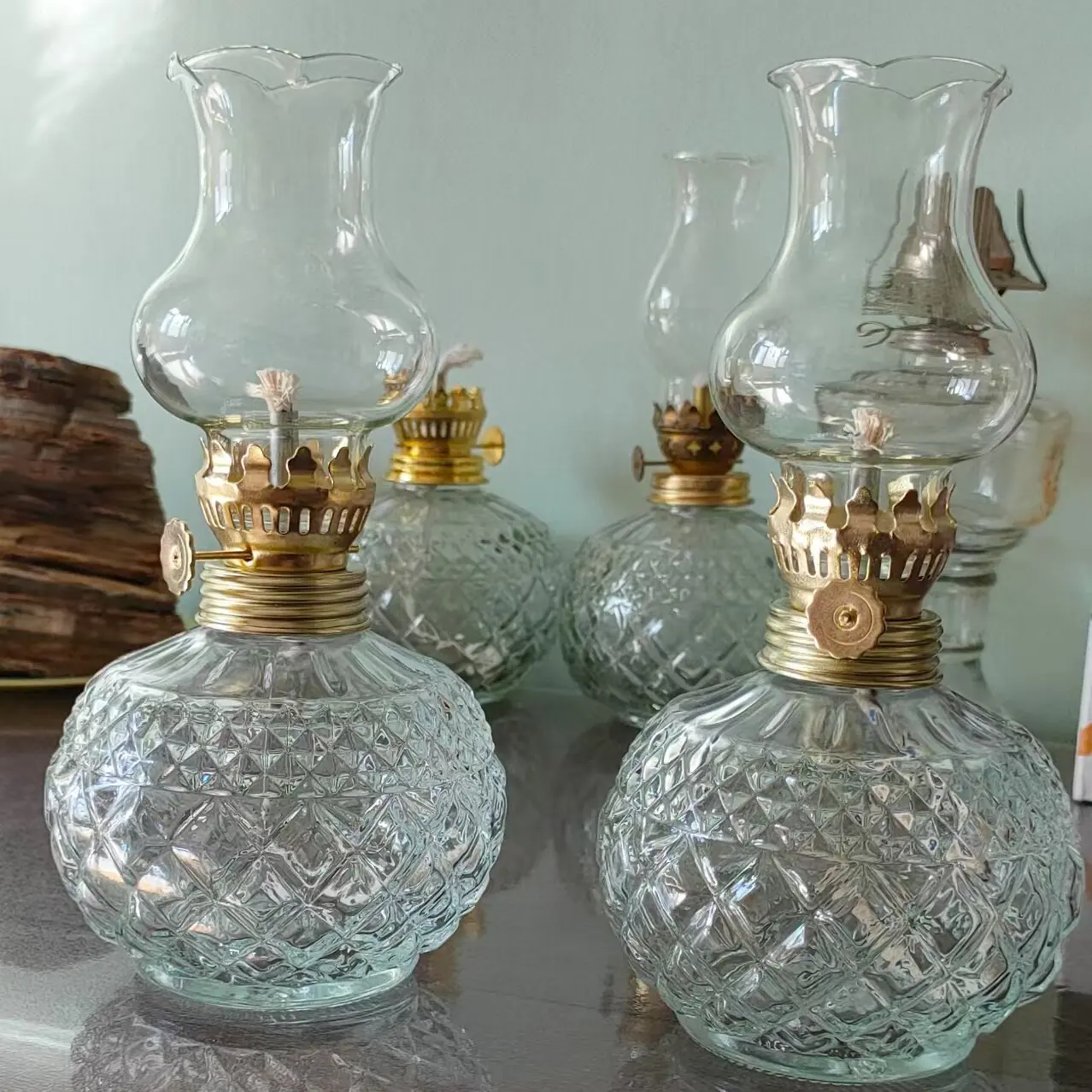 beautiful globe white Glass and Metal burner  Kerosene Oil Lamp for Home