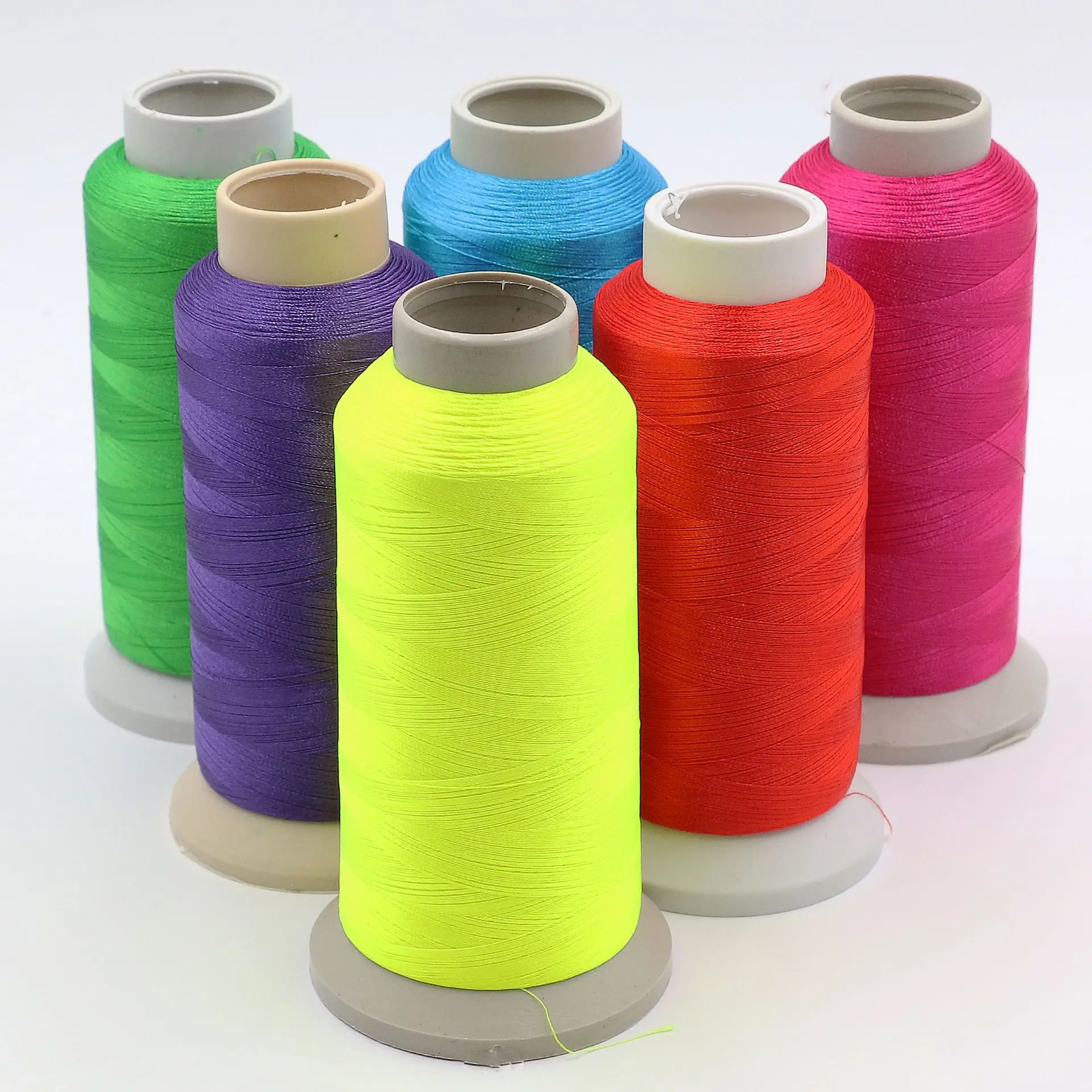 Delivery fast lot stock 500 colors chinese embroidery machine thread for sewing clothes