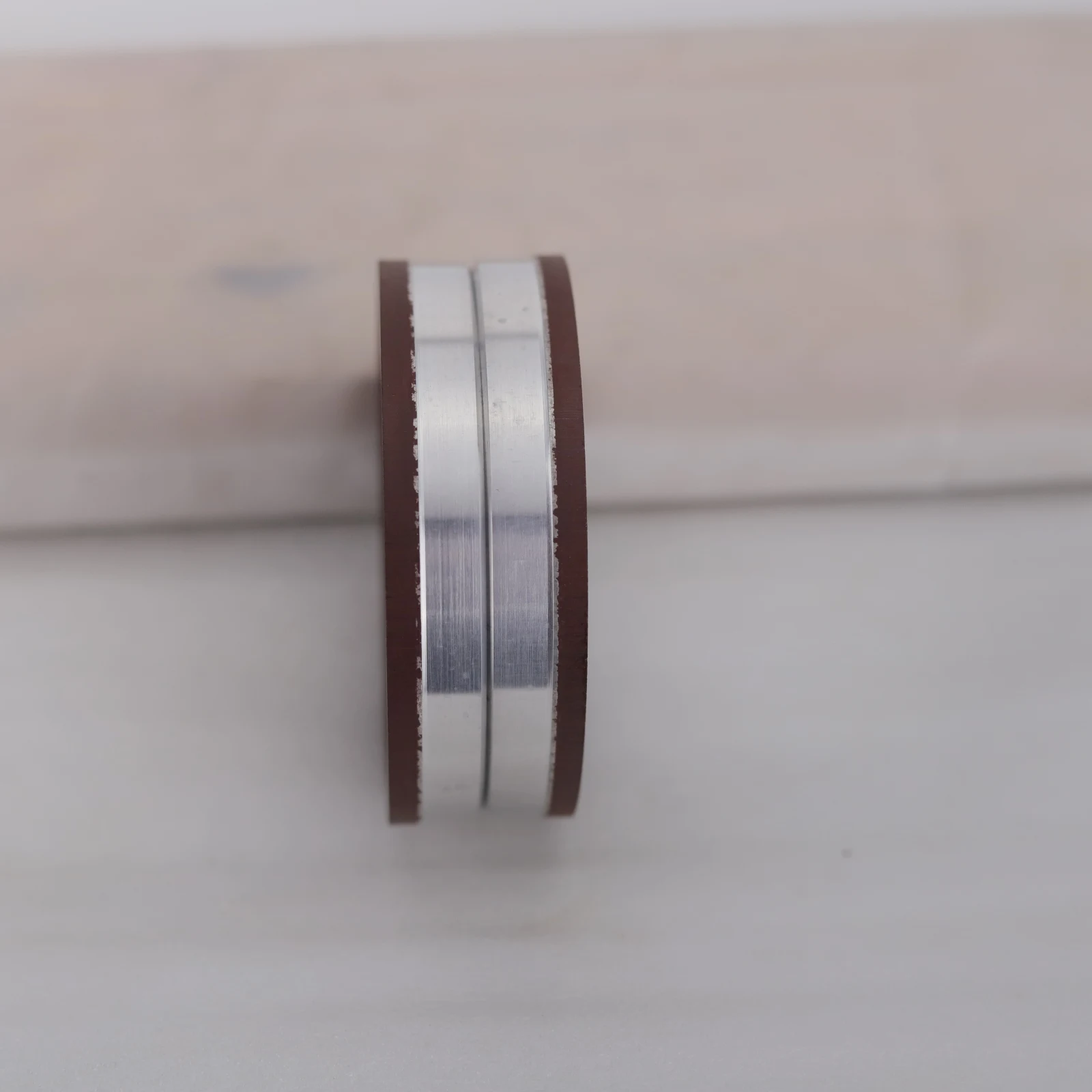 Xiamen Strongtech Roll Paper Machine 610 large Circular Knife Cutting CBN Grinding Wheels