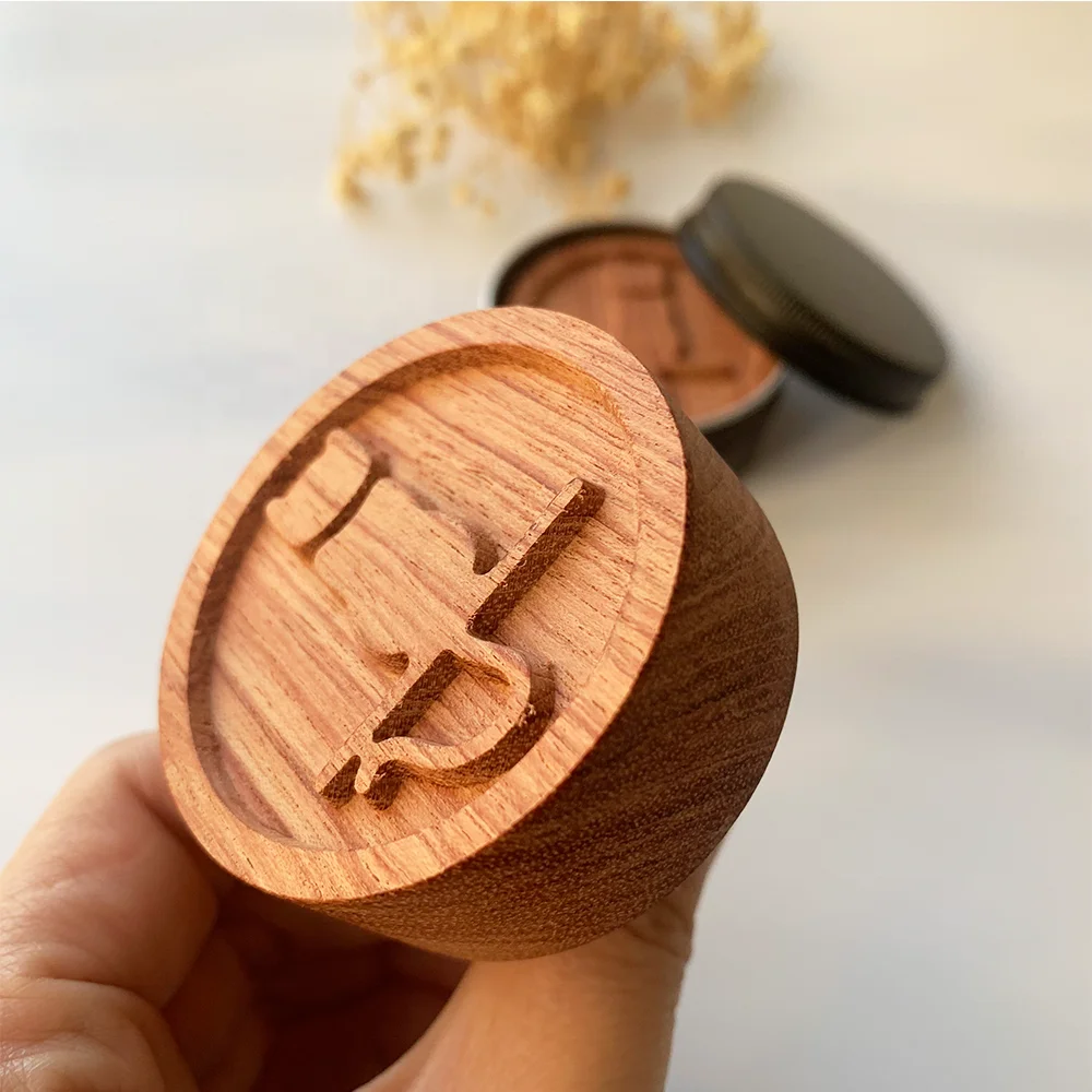 Hot Sale Round Cat Shaped Rosewood Car Fragrance Car Diffuser air Vent Clip