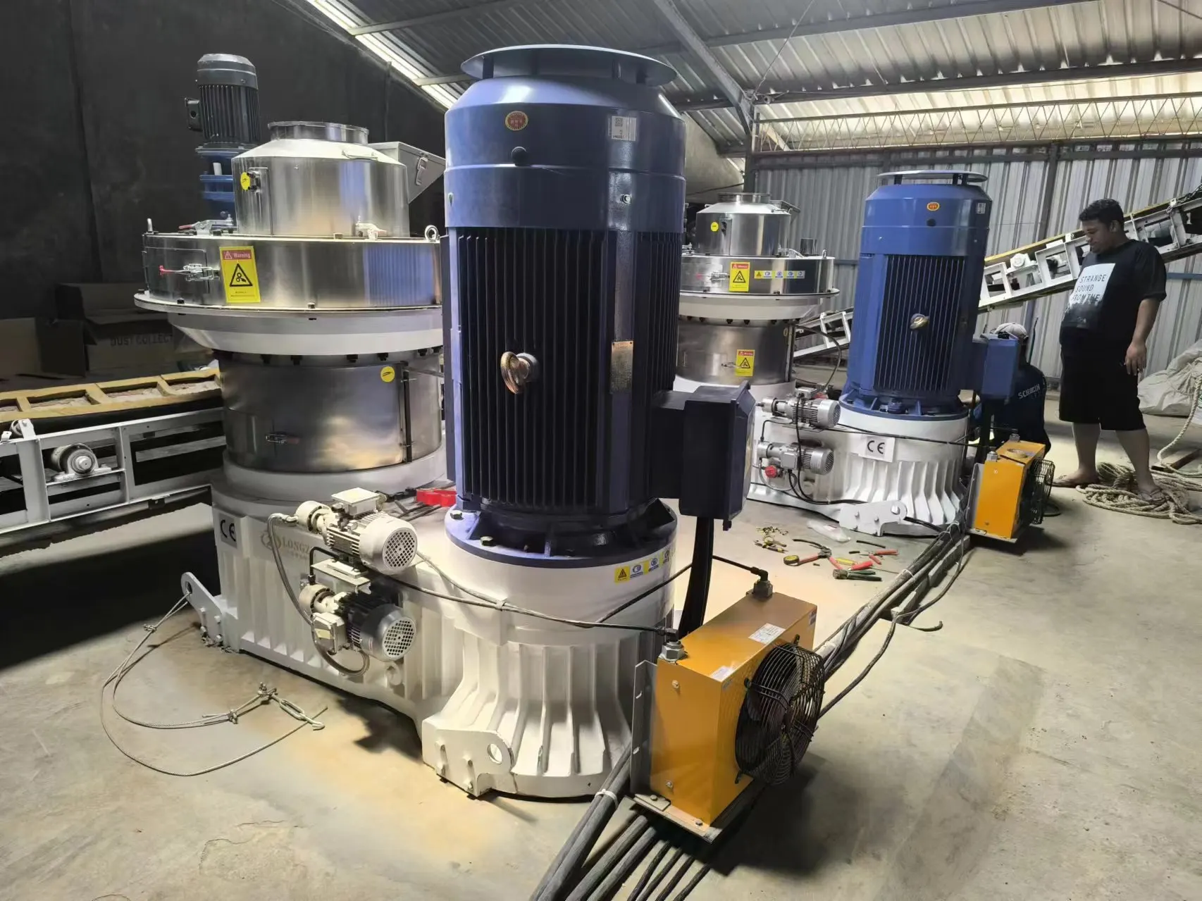 Машина для производства древесных гранул HX850